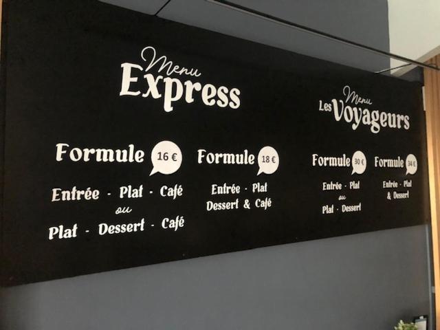 מונטגו Hotel Restaurant Les Voyageurs מראה חיצוני תמונה